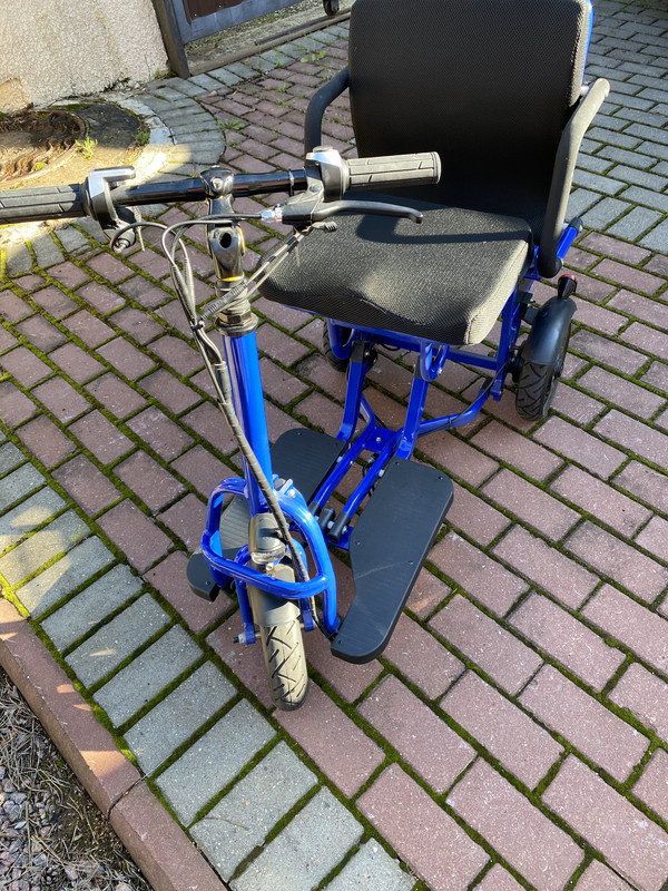 5B99DEC5-DA71-4A0F-8A9E-C4DE79FF32F3