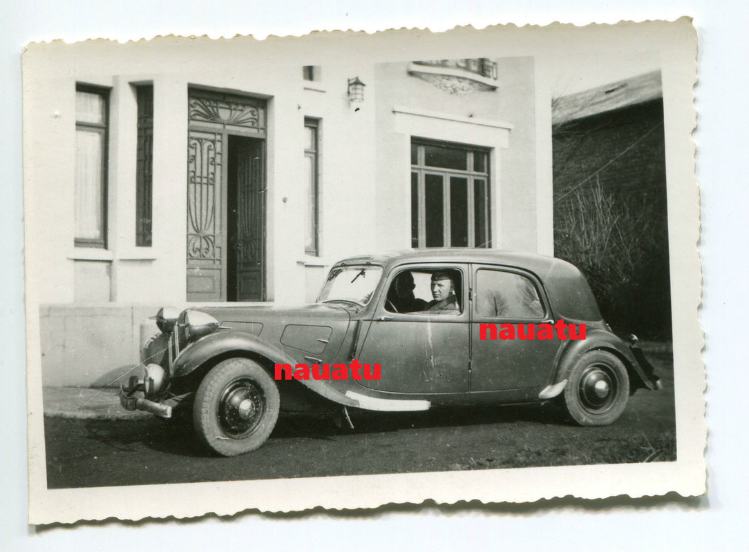 Foto Beute Auto Citroën 11 CV in Frémicourt bei 