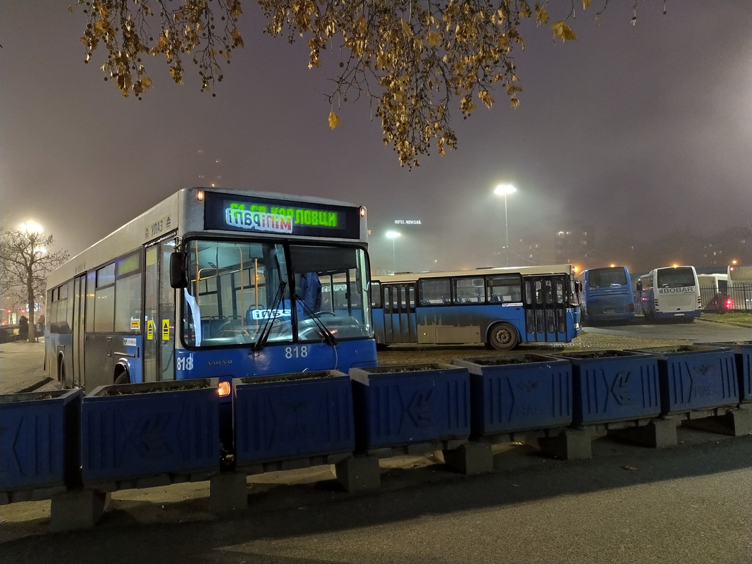 Neobus #818 & #787