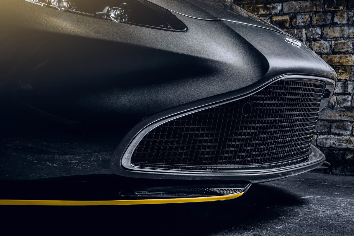 AstonMartinVantage007Edition_08