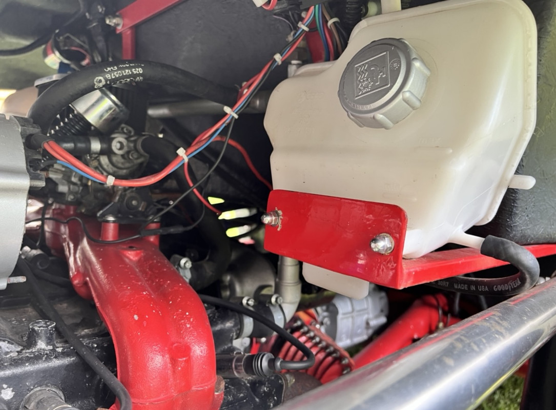 B1CF32A1-7EC5-471B-8D7C-783711153DE7