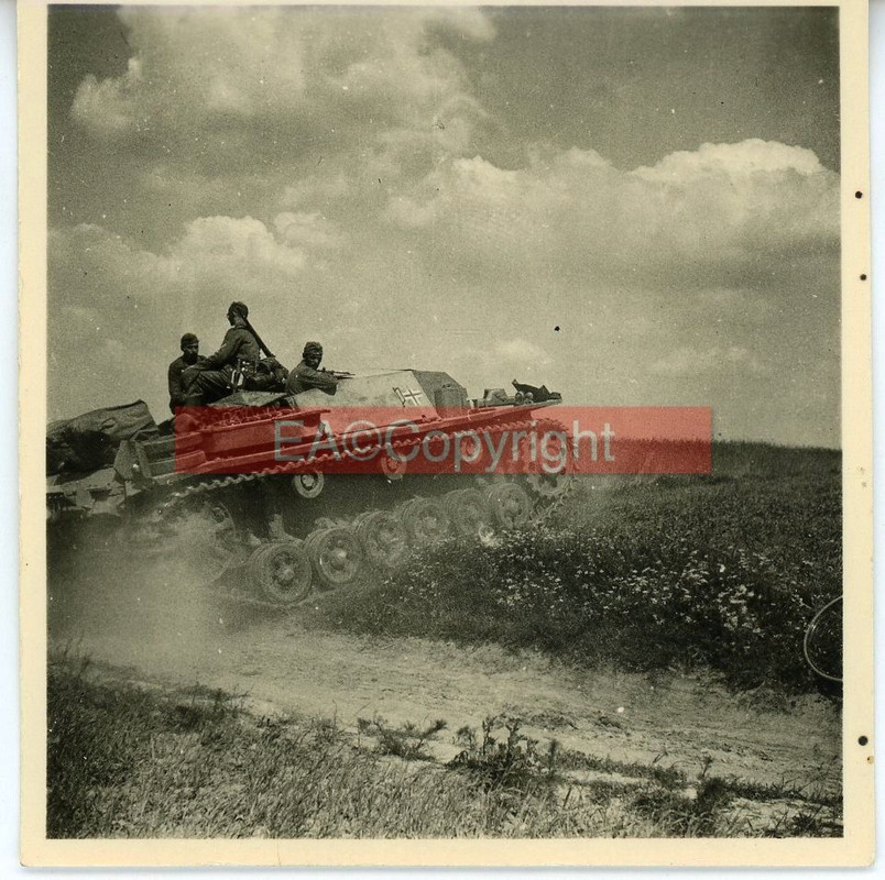 StuG Sturmgeschütz Panzer Tank Russland Foto1