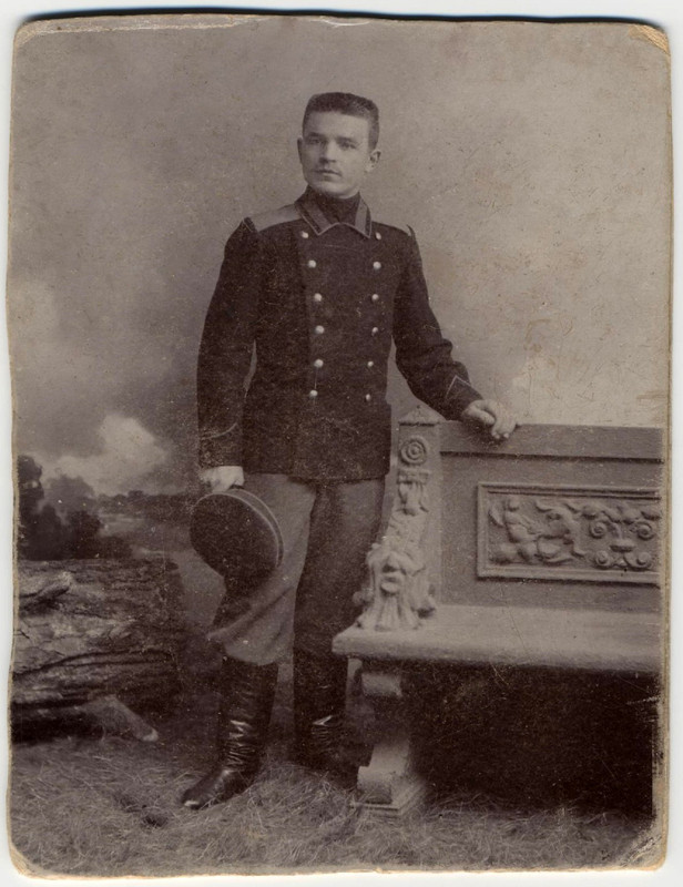 отец Бабуси