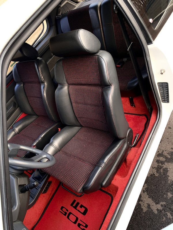 98151C5F-A67E-45F2-84E5-168BE2FE2C6B