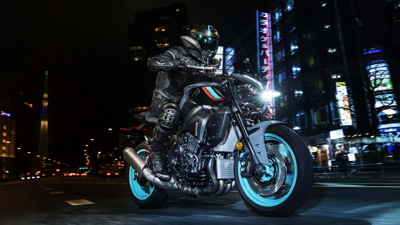 Нейкед Yamaha MT-10 2022