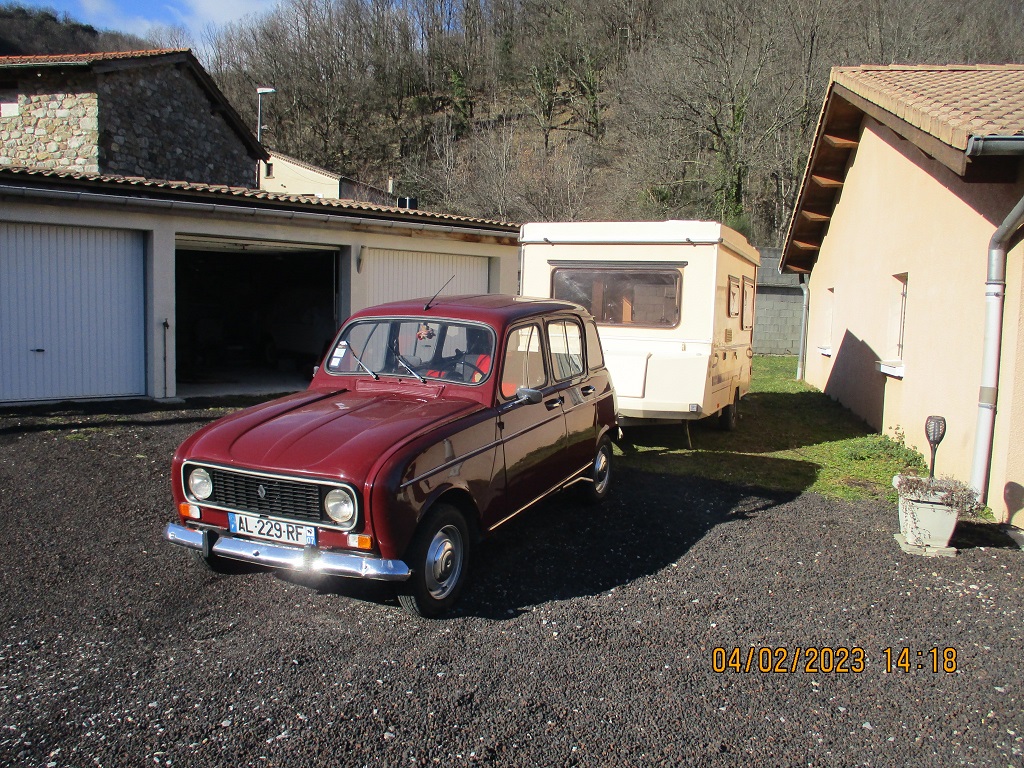 R4L et caravane