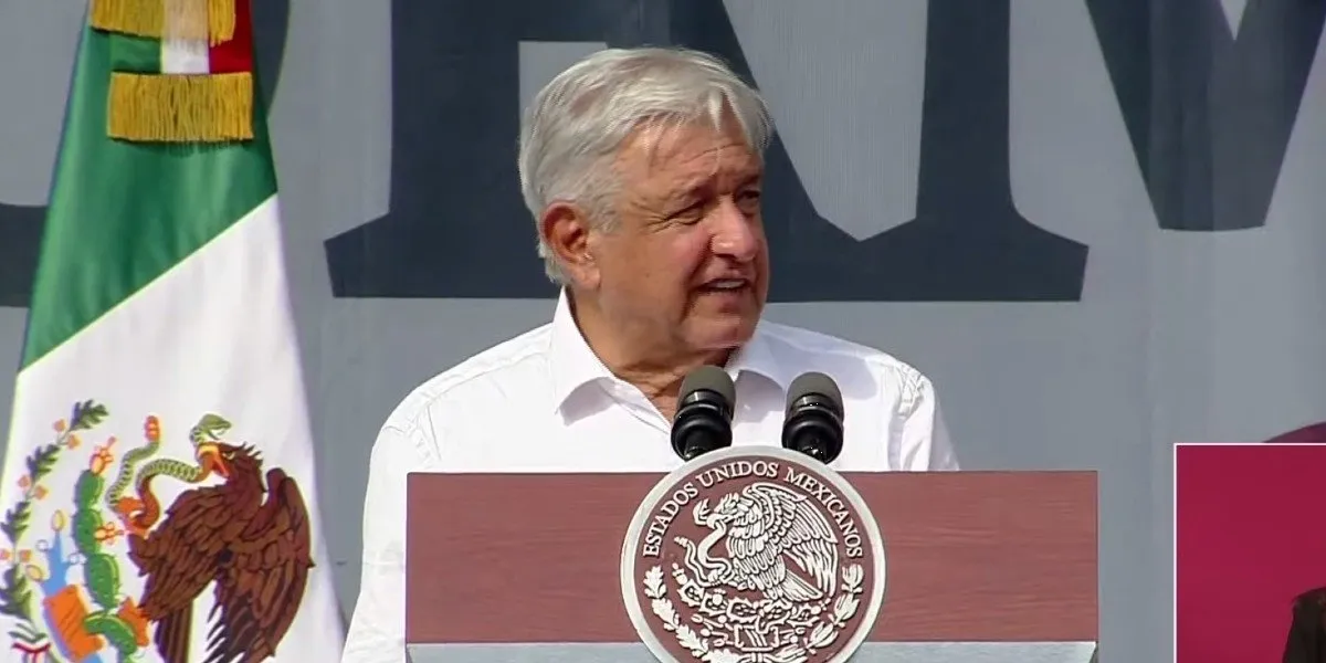 AMLO presenta “humanismo mexicano” en su relanzamiento de la #4T
