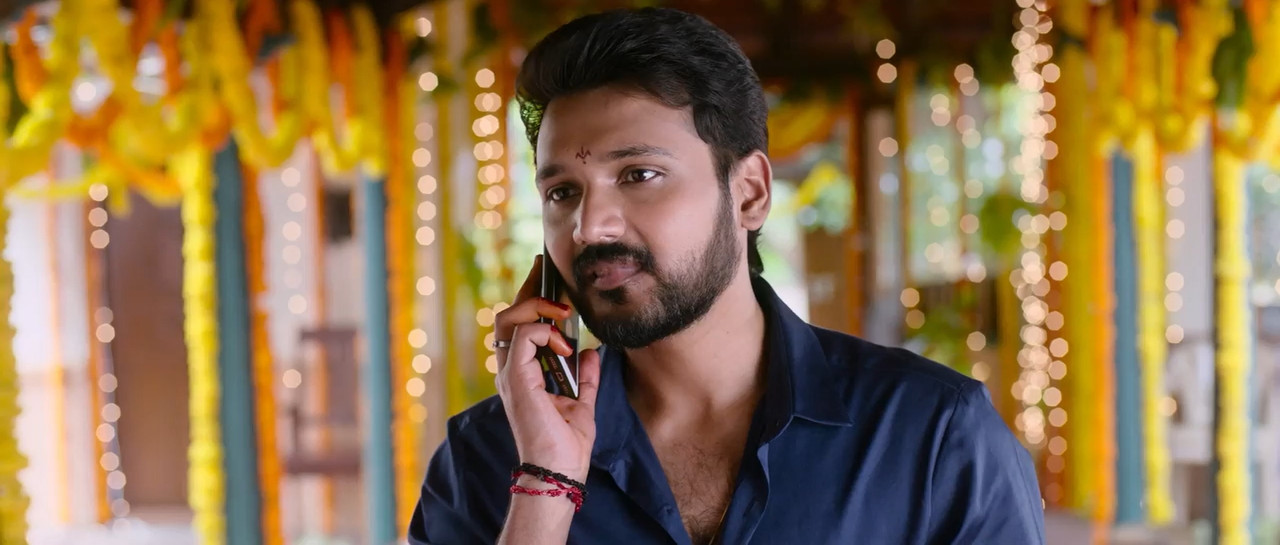 Swathi Muthyam 2022 WebRip [Hindi + Telugu] 480p 720p ESub Screenshot