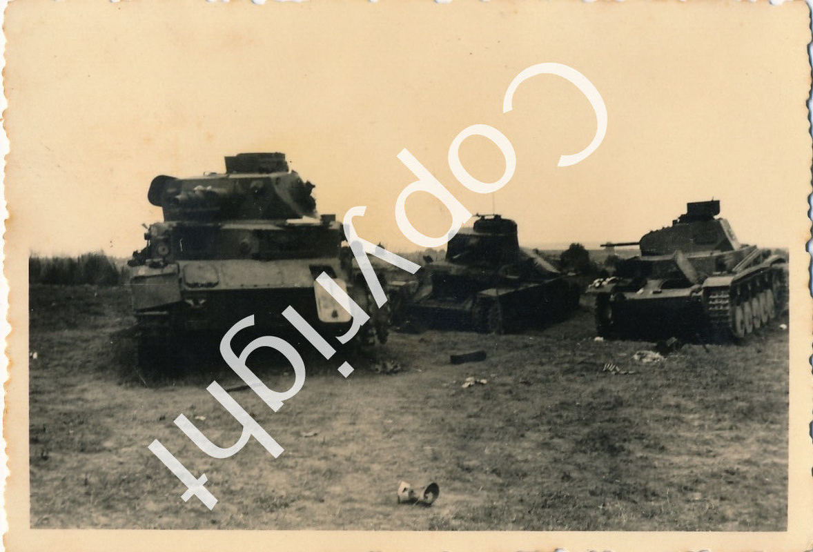 Foto WK2 - zerstörte Russische Panzer X60