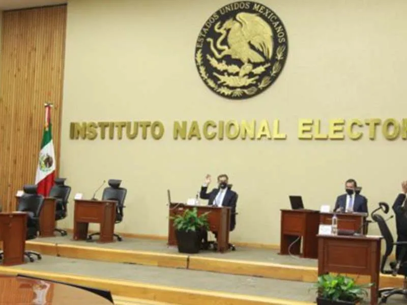 INE promueve controversia constitucional contra la CNDH ante la SCJN