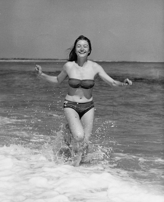 anouk_aimee_b01