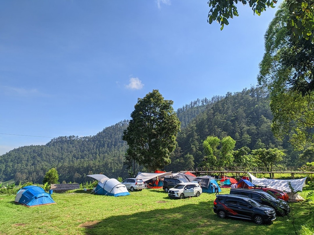 Tawangmangu Wonderpark, salah satu tempat wisata di Tawangmangu yang populer.