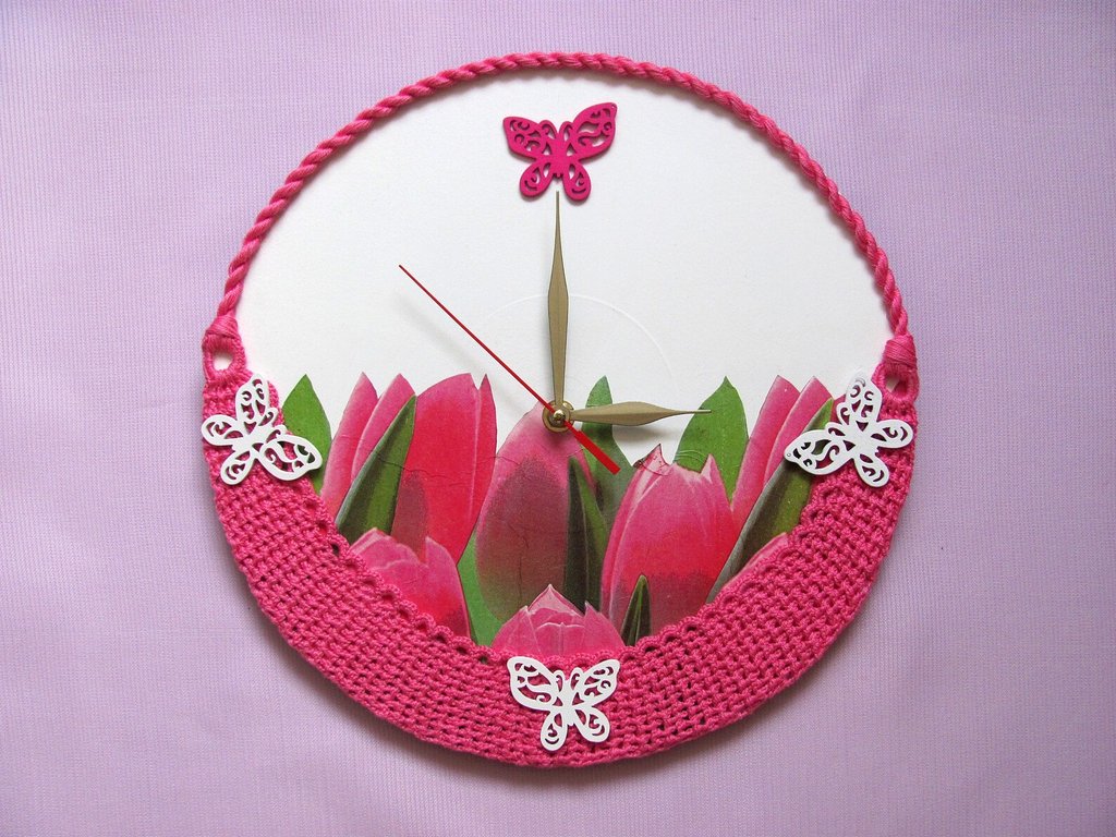 clock-tulip-knit.jpg
