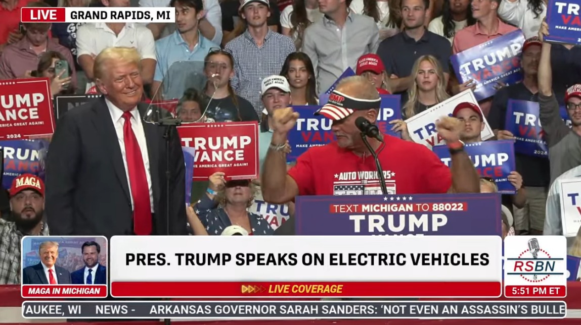 LIVE: PRESIDENT TRUMP AND JD VANCE HOLD MAJOR RALLY IN GRAND RAPIDS ...