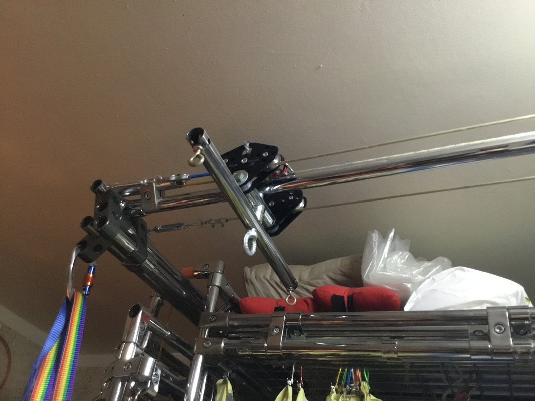 7DF40E8B-DE07-4E3B-A352-83E1CA6C3634