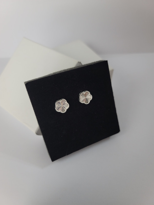 Arete VK0015