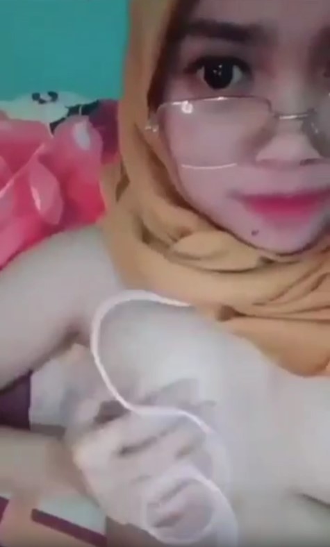 Cewek Hijab C0lmek