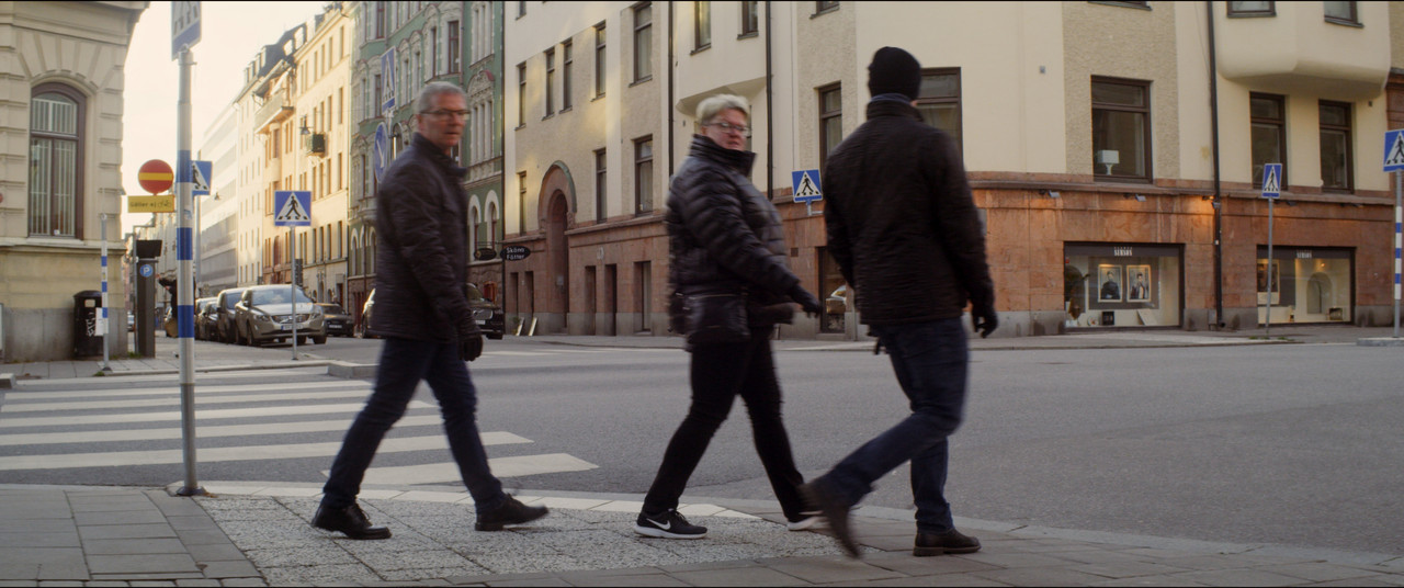 guysand-female-walking-1-3-1.jpg