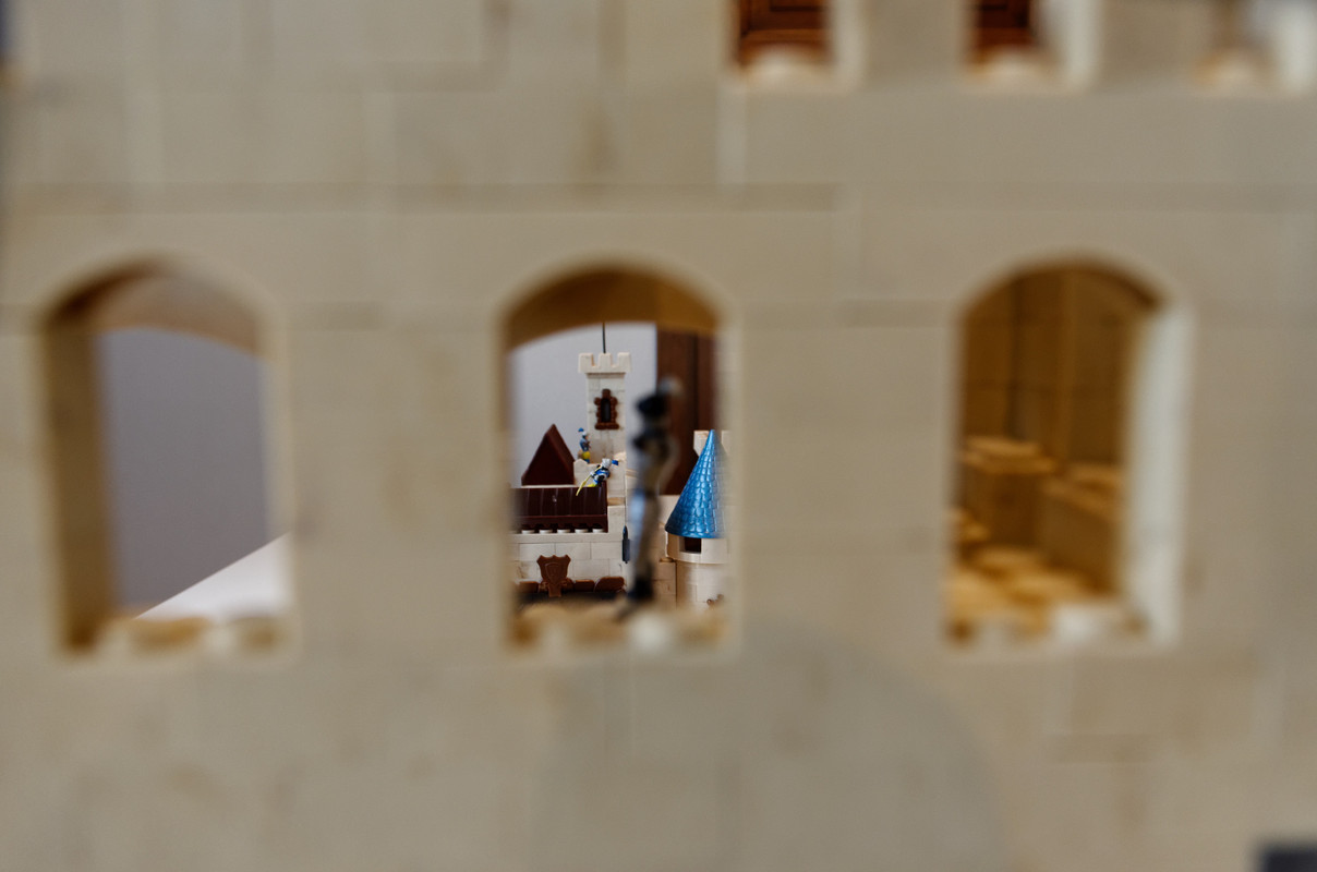 Exin Castillos - Asalto a la Fortalez y Casa dis