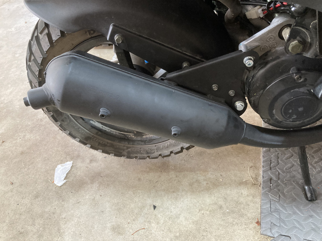 Genuine Roughhouse Back In Black built by Zino | 49ccScoot