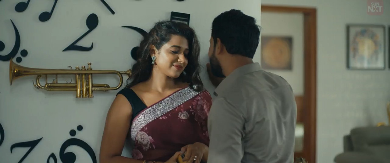 Nimma Vasthugalige Neeve Javaabdaararu 2025 WebRip [Kannada] 480p 720p ESub Screenshot