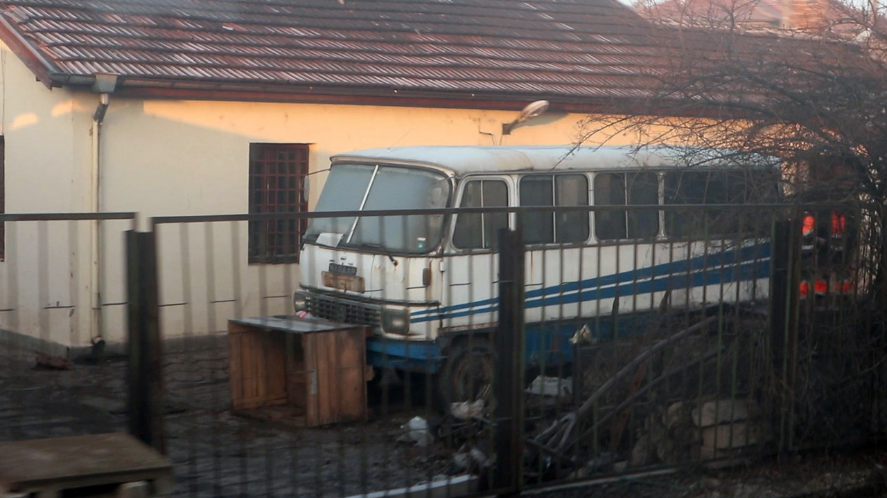 AMVI_8036.00_00_30_45.Still001