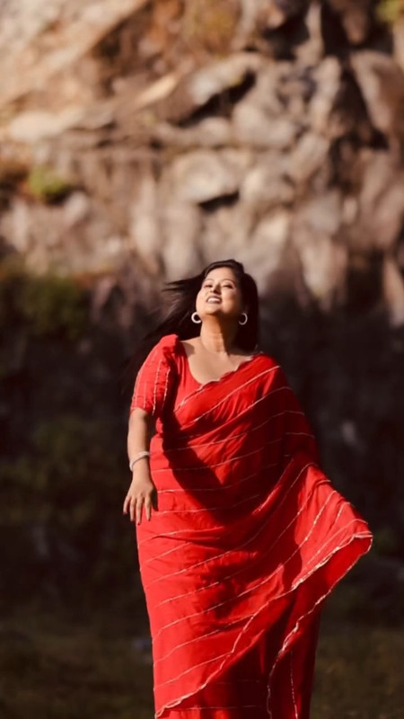 anisha sexy navel in red saree mp4 snapshot 00 41 158