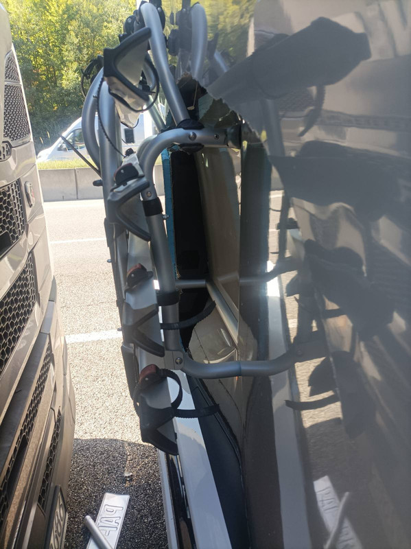 IMG-9ecd77b41a07b254eeed7b4f8be4d0a2-V