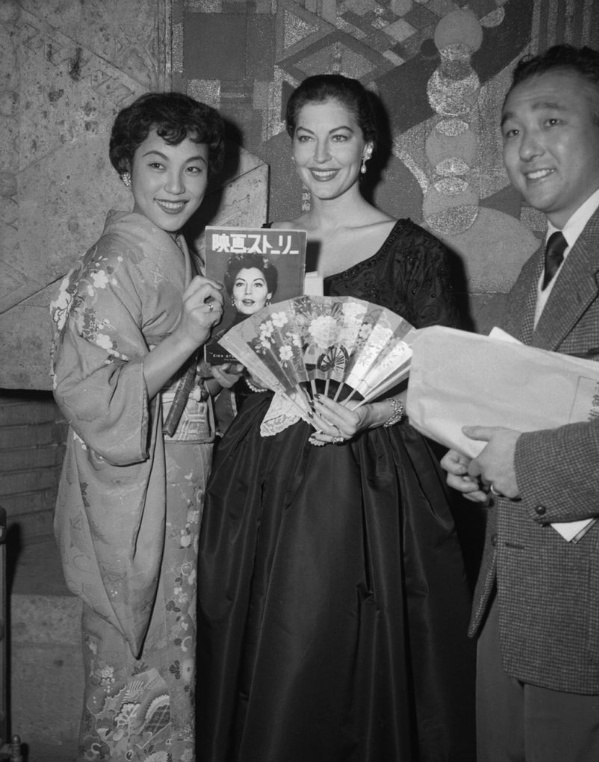 Ava_Gardner_d12