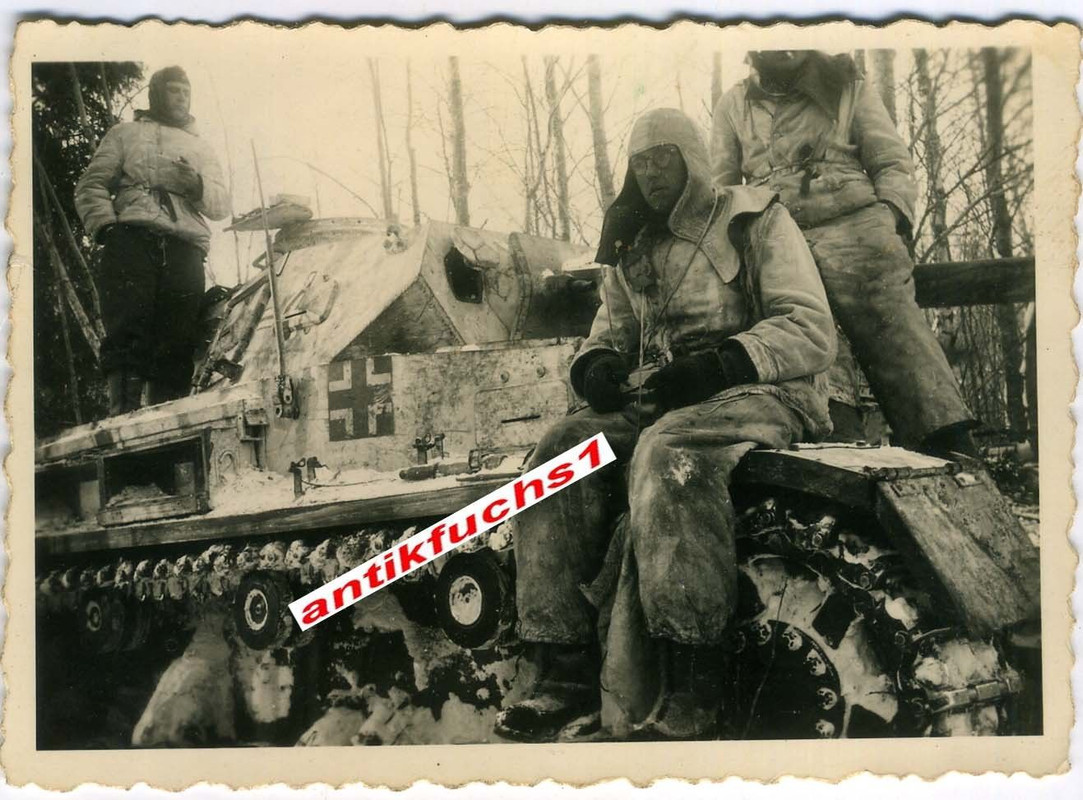 Deut.Front-Panzer IV in weiß im Winter 1944-45 m