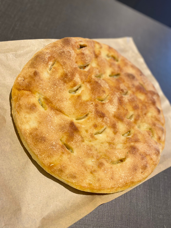 Focaccia bianca solo odori - intera