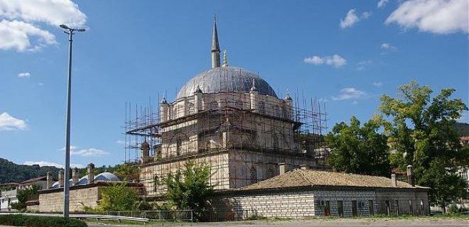 serif-ali-pasa-camii-bulgaristan.jpg