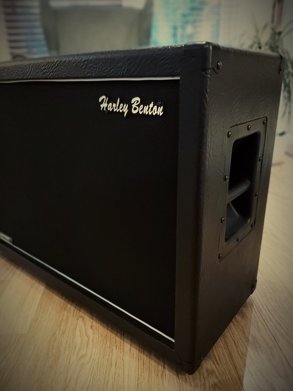 harley benton celestion v30