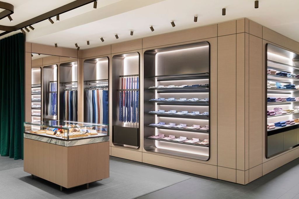 Canali, la nuova stilosa boutique in via Verri a Milano Canali, la nuova stilosa boutique in via Verri a Milano