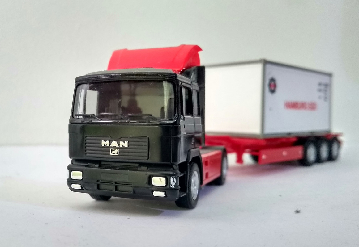 Mach (2576)