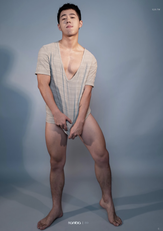 084