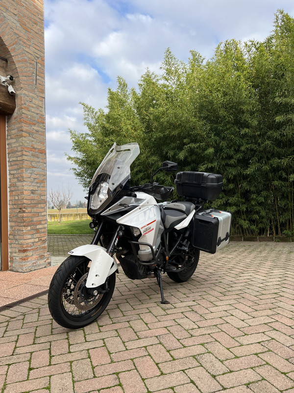 2A4BEA87-5EF9-4861-AAB8-043DD60FD0AD