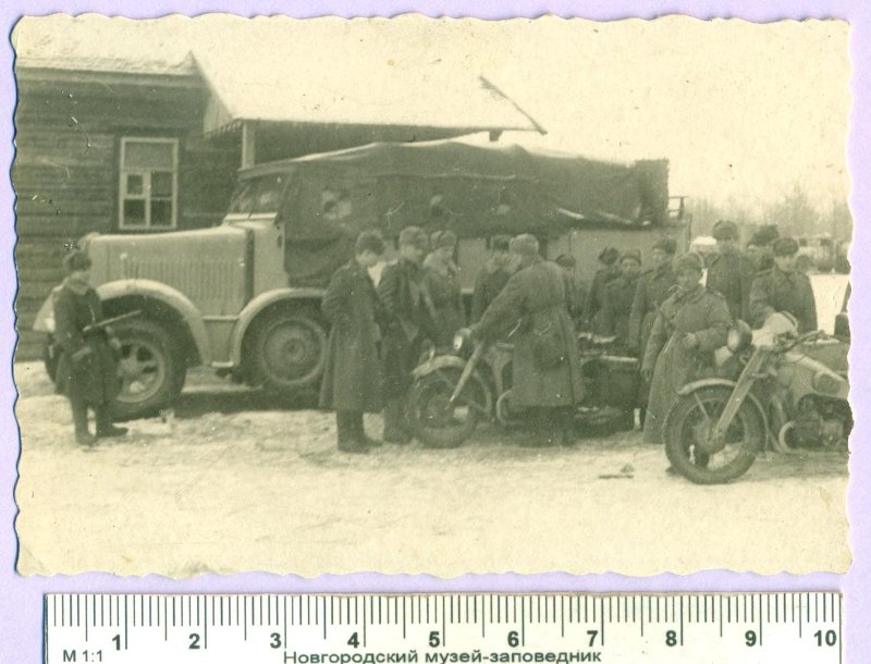 Трофеи, захваченные при освобождении совхоза Чайка Новгородского района воинами 1433 самоходного арт