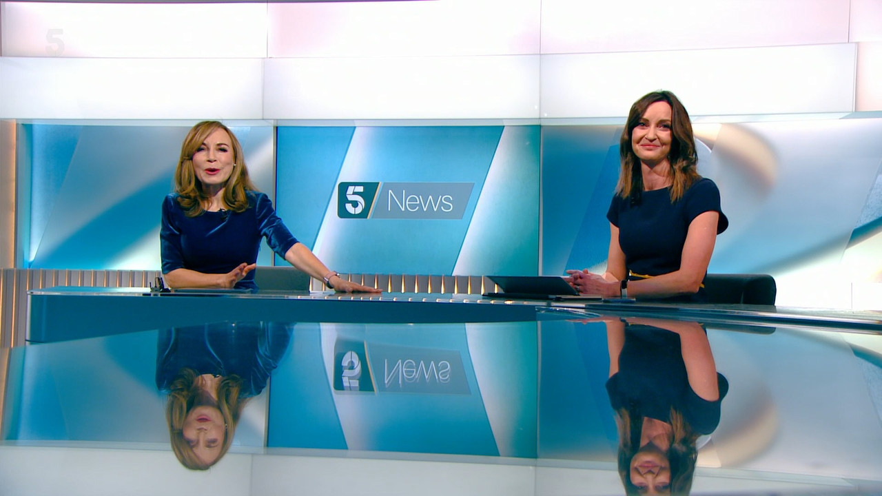 5 News at 5_20211201_17001800.ts_snapshot_00.54.16.148