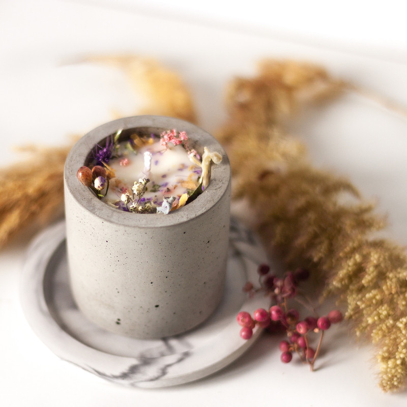 Свеча с хлопковым фитилем