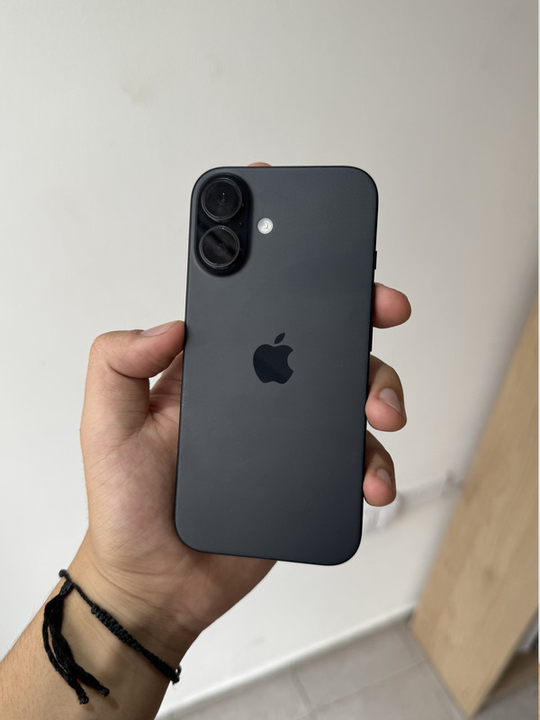 iPhone 16 NEGRO - 128GB - 90%