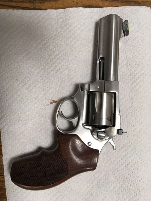 3715EF4E-46DA-4CF5-9B9C-997C965076CE