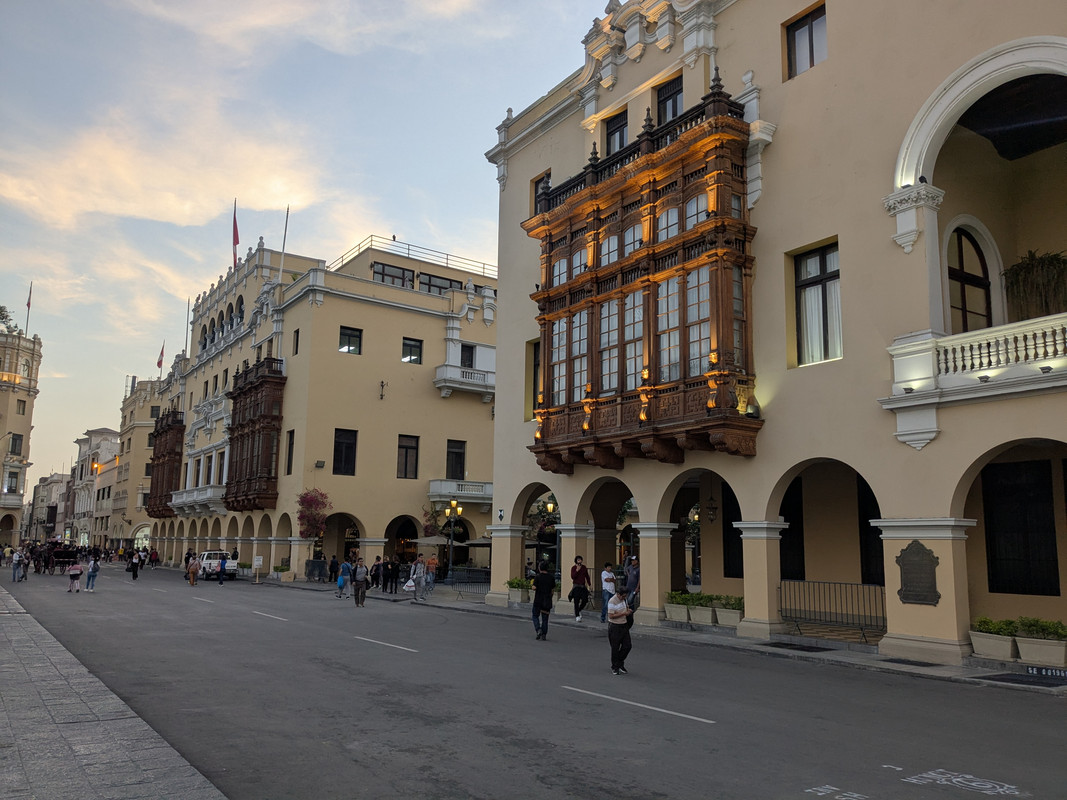 Трое в Амстердаме, не считая собаки. Переезд в Нидерланды.
