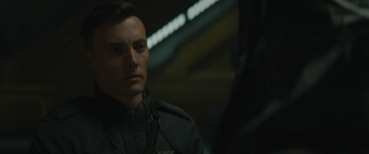 Predator Badlands 2025 WEB DL 2160p HDR10 HEVC DDP 5 1 x265 E mkv 20260111 085821 839