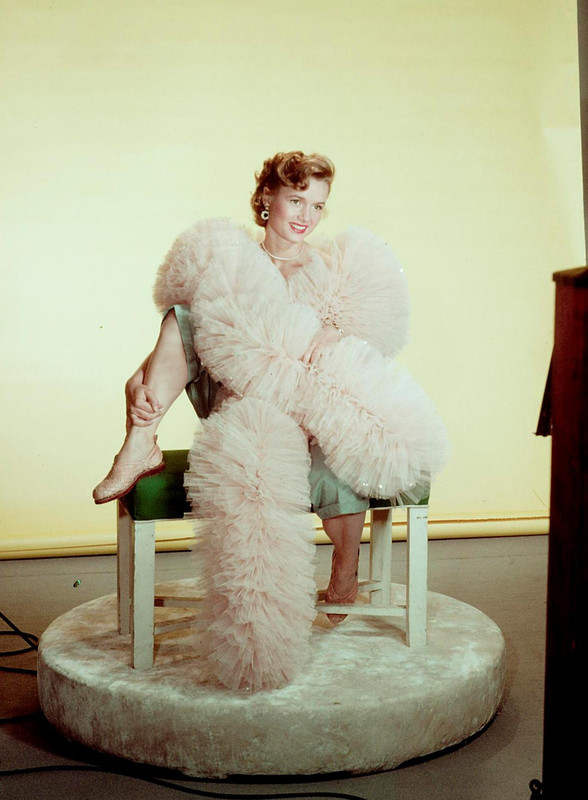 Debbie_Reynolds_b86