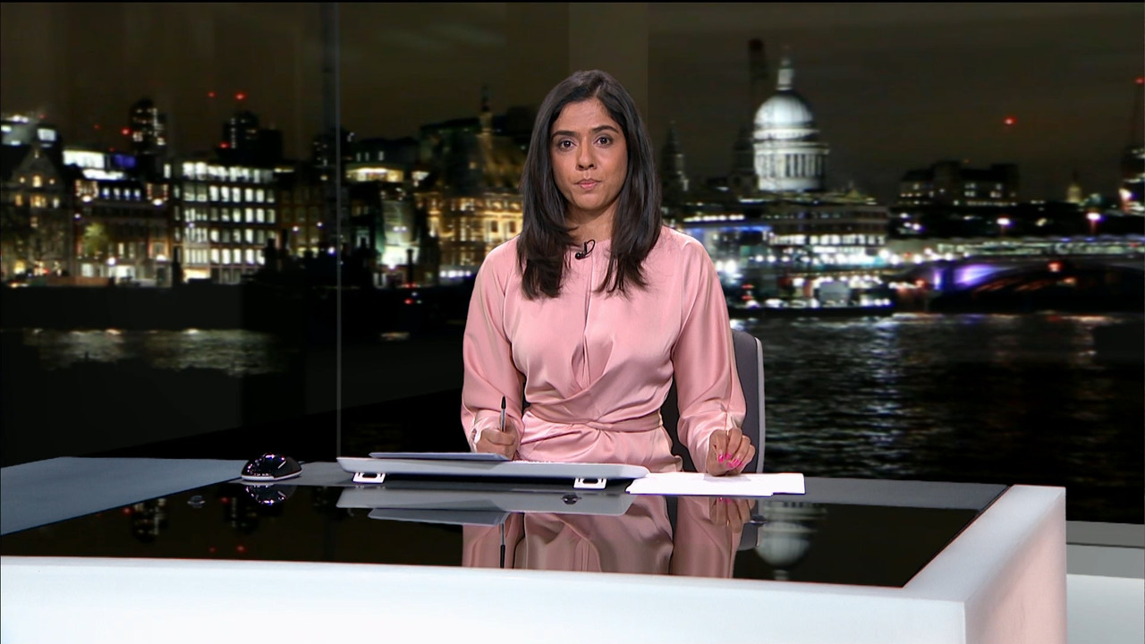 ITV News London_20211129_18001830.ts_snapshot_14.26.574