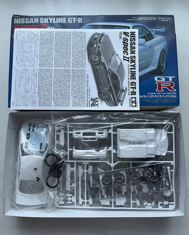 FINISH!!! Nissan Skyline GTR V-spec II (R34) - Tamiya 1/24