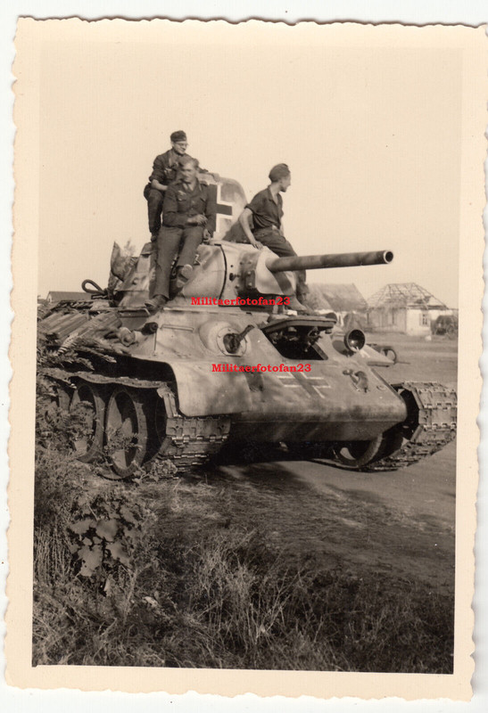 WH Beute Panzer T34 Rußland Ostfront 1942 !