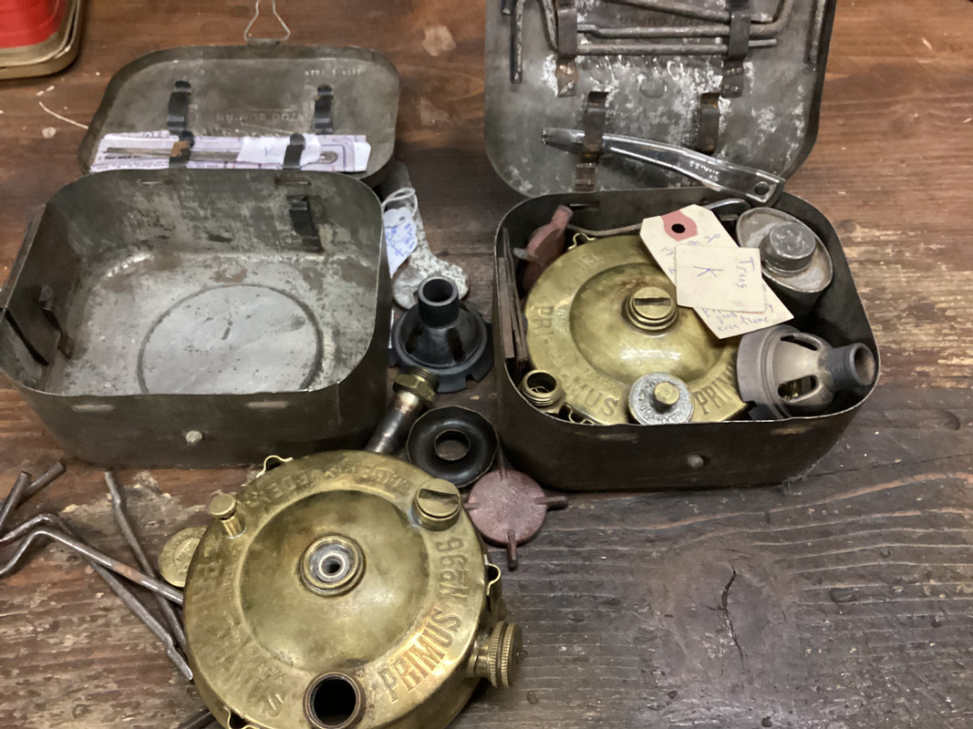 F4DC565B-C7A7-41B4-B420-AB6DB6CD40DA