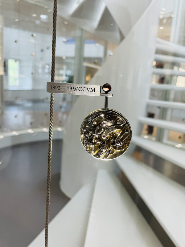 C8C16162-4A66-4D1A-B036-30E2A66E031D